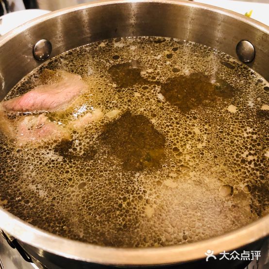 小吊菌汤海鲜火锅(中院街店)