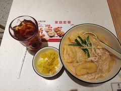 -谭仔米线(壹方城店)