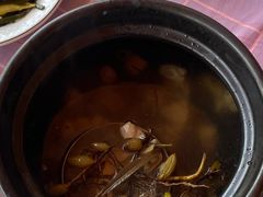 -鑫悦楼煎蟹·16年海鲜大排档