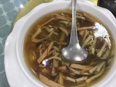 -天天向上素食餐厅(五台山店)