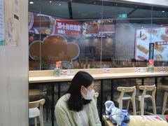 -魔都三兄弟酸辣粉·蘸卤炸串(虹桥万科店)