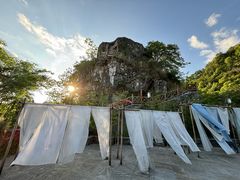 -高荡千年布依古寨旅游景区