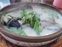 -天乐农家鱼头王(天目湖店)