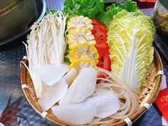 -贺记东北烧烤(夫子庙总店)