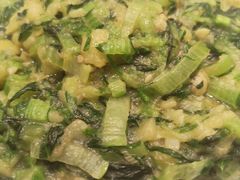 青菜糊-乌兰湖畔草坪轻奢营地