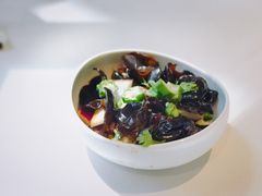 秋葵酸辣木耳-眉州东坡(国贸店)
