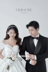 -二十一世纪婚纱摄影(省府前街店)