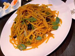 腊八蒜土豆丝黄瓜丝-甄御•海鲜新青岛菜(麦岛店)