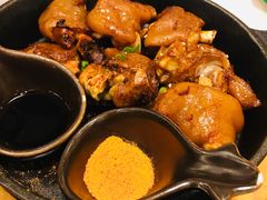 个旧烤猪蹄-云海肴·汽锅鸡·云南菜(苏州中心店)