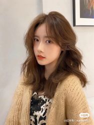 -时尚殿堂明星门店