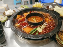 -扎起市井老火锅(乐山总店)