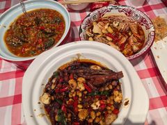 -辣小鲜·南昌大排档(船山路店)