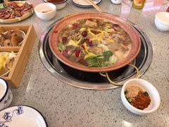 -阿婆情腊排骨火锅(金虹路店)