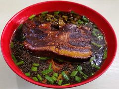 -小龙大肉面馆