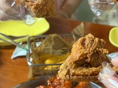 -BHC炸鸡(明洞总店)