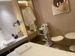 -香港倾城国际·美容美体中心