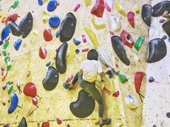 -问山MountQuest攀岩馆