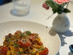-LESCEDARS Brasserie Bistro香柏树