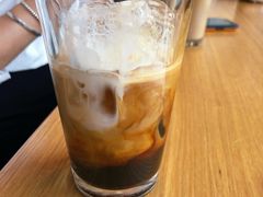 -星巴克臻选(上海合生汇1F店)