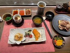 -岩盐·铁板料理(嘉里店)