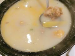 胡椒猪肚鸡煲-粤秀小厨·广式早茶(辽宁路店)