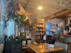 -花房咖啡 FLOWER YIN COFFEE