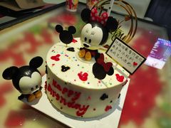 -三三烘焙坊(滨江店)