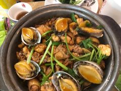 -芳村榕树头叹佬鸡煲(体育西店)