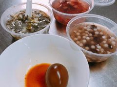 老卤蛋-芳婆糕团店(王府大街店)
