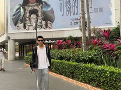 -百老汇电影中心(油麻地店)