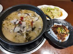 酸菜鱼-盛宏鑫·四川鲜鱼馆(一元路店)