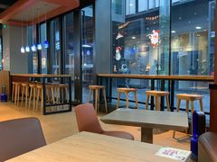 大堂-The Habit Burger Grill 哈比特汉堡(复兴soho店)