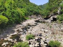 -燕子河大峡谷天坑仙境