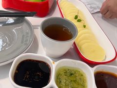 -洪氏嗨捞·广东猪肚鸡·椰子鸡火锅(西咸万象城店)