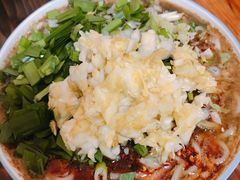 -珀玉莲花白米线店