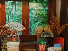 -荒岛书店(黄县路店)