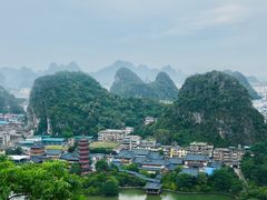 -叠彩山景区