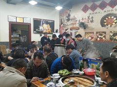 大堂-炮爷东北铁锅炖(棠安路店)