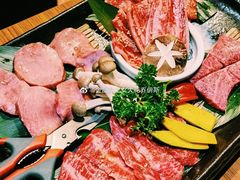 -炼火烤肉店
