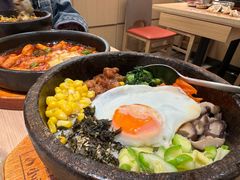 大粒牛肉石锅拌饭-小木屋拌饭(鞍山景子街小商品城店)