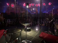 餐具摆设-wann lounge 低温慢煮牛排·清吧