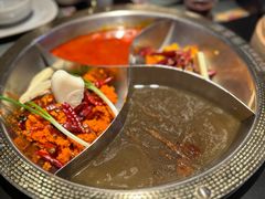 -廖掌柜·重庆鲜货火锅(上海首店)