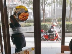 -老娘舅(吴淞路店)