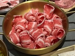 -围炉肉舍•炭烤活鳗•丹东海鲜烤肉(步行街店)
