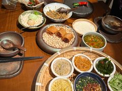 -包整·丝娃娃(一览甲秀楼风景店)