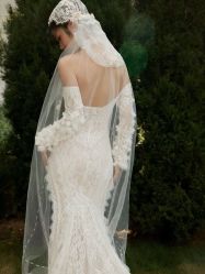 -艾米丽婚纱礼服