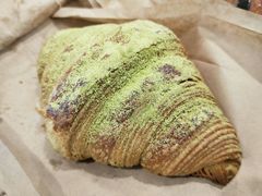 抹茶可颂-Top Impression Bakery Wolli Creek
