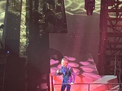 -宝能国际体育演艺中心