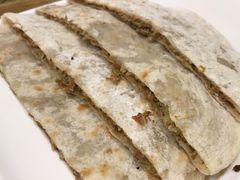 阿拉善驼肉馅饼-格日勒阿妈蒙古厨房(大召店)