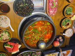 -贵厨酸汤牛肉(花果园国际中心店)